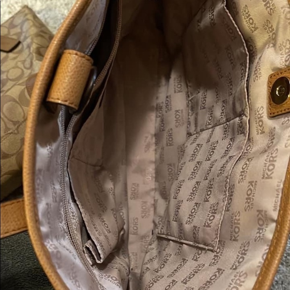 Medium Size MK Bag - Picture 3 of 3
